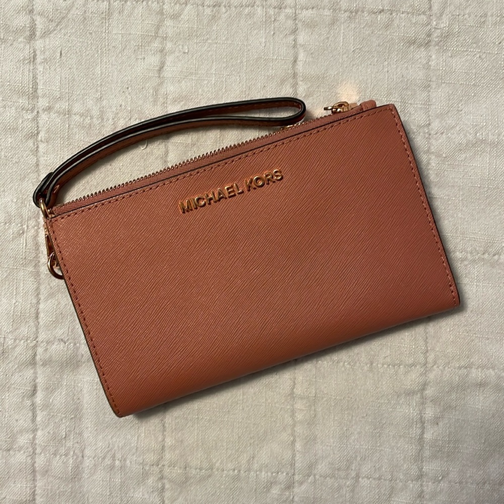 MICHAEL KORS Rose Pink Double Zip Wristlet with Phone Holder